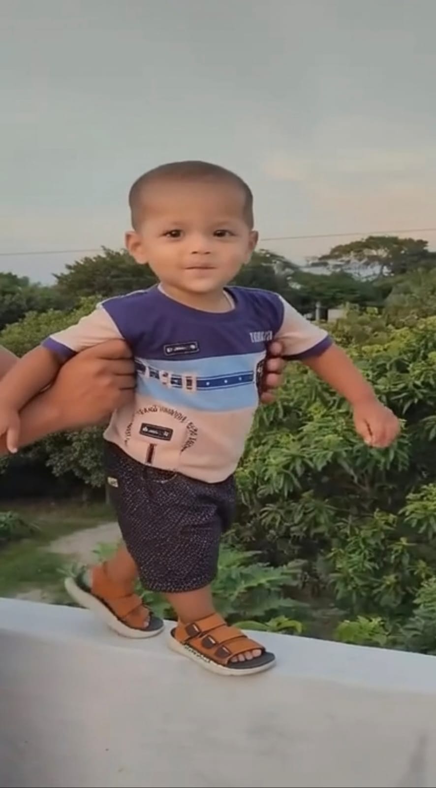 সোনারগাঁয়ে পুকুরে ডুবে ৮ বছরের শিশুর মৃত্যু, আহত ১