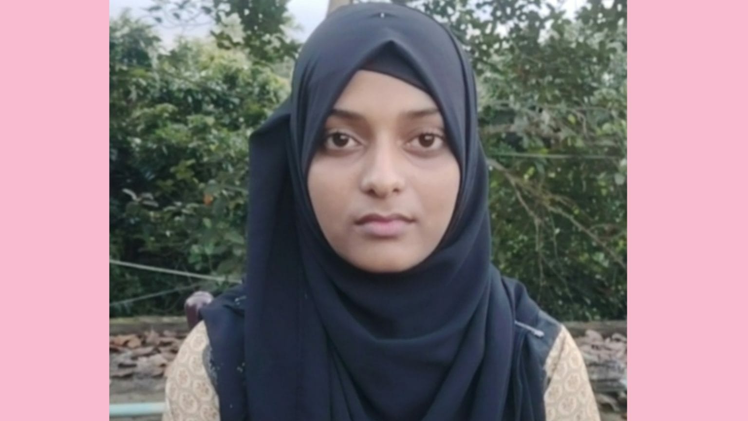 অভাবের মাঝেও ভালো ফলাফল করে সফটওয়্যার ইন্জিনিয়ার হতে চায় মিথিলা