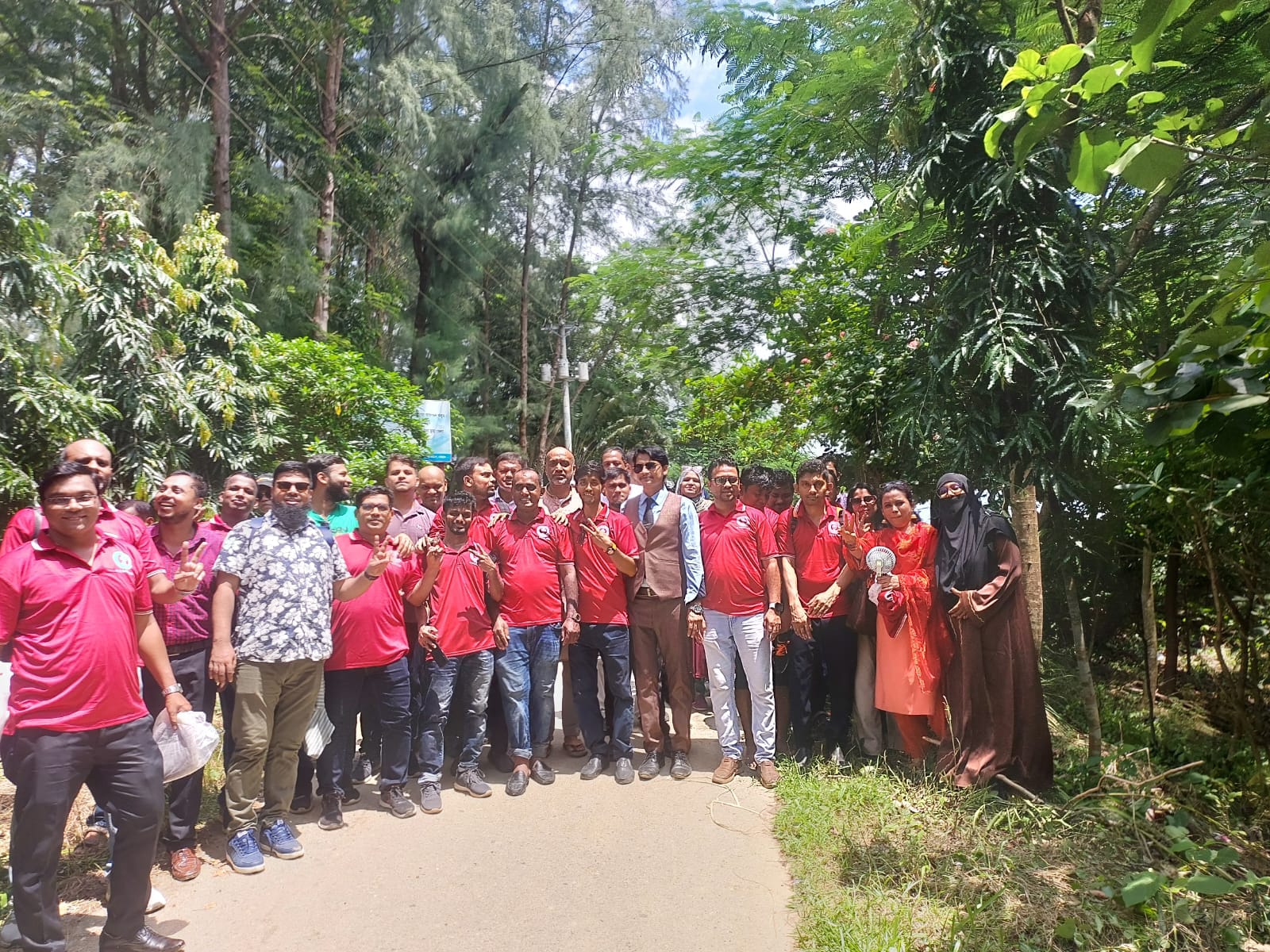 *চট্টগ্রাম আইন কলেজ এলএলবি ব্যাচ-২০২৩ শিক্ষা সফর অনুষ্ঠিত 