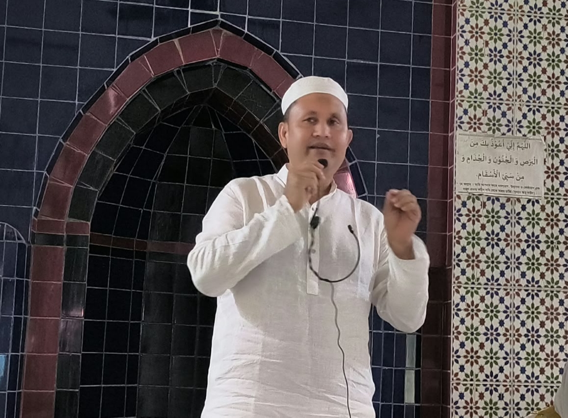 মোগরাপাড়া গড়তে জনগণকে সঙ্গে নিয়ে কাজ করতে চান হাজী আশরাফ উদ্দিন