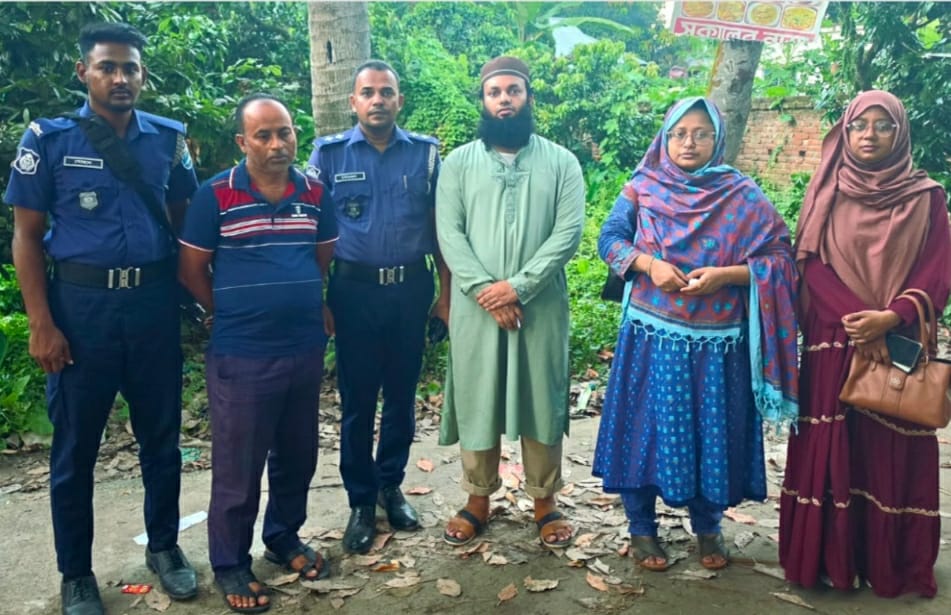 সোনারগাঁও সনদ ছাড়া পশু চিকিৎসকের জরিমানা।